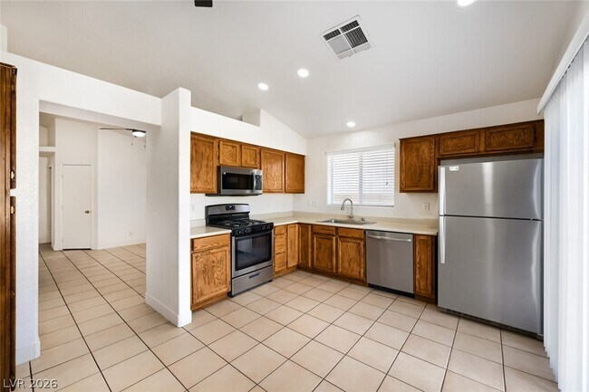 Building Photo - 5737 Grand Entries Dr