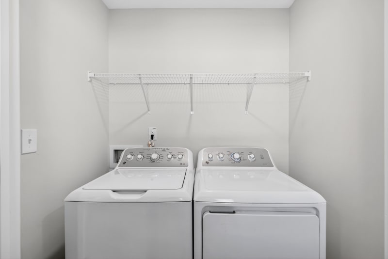 Building Photo - 315 Chesapeake Cmns St