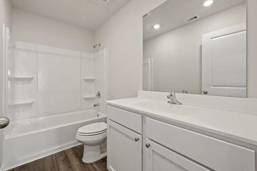 Building Photo - 7623 Tipton Meadow Way