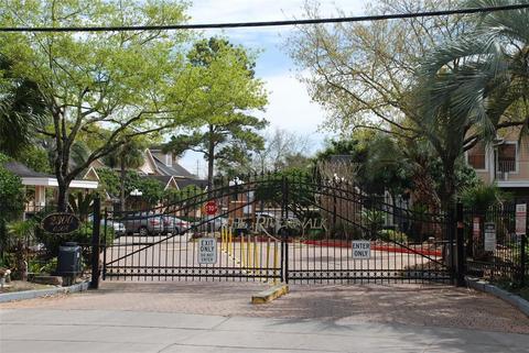 Building Photo - 2300 Old Spanish Trl