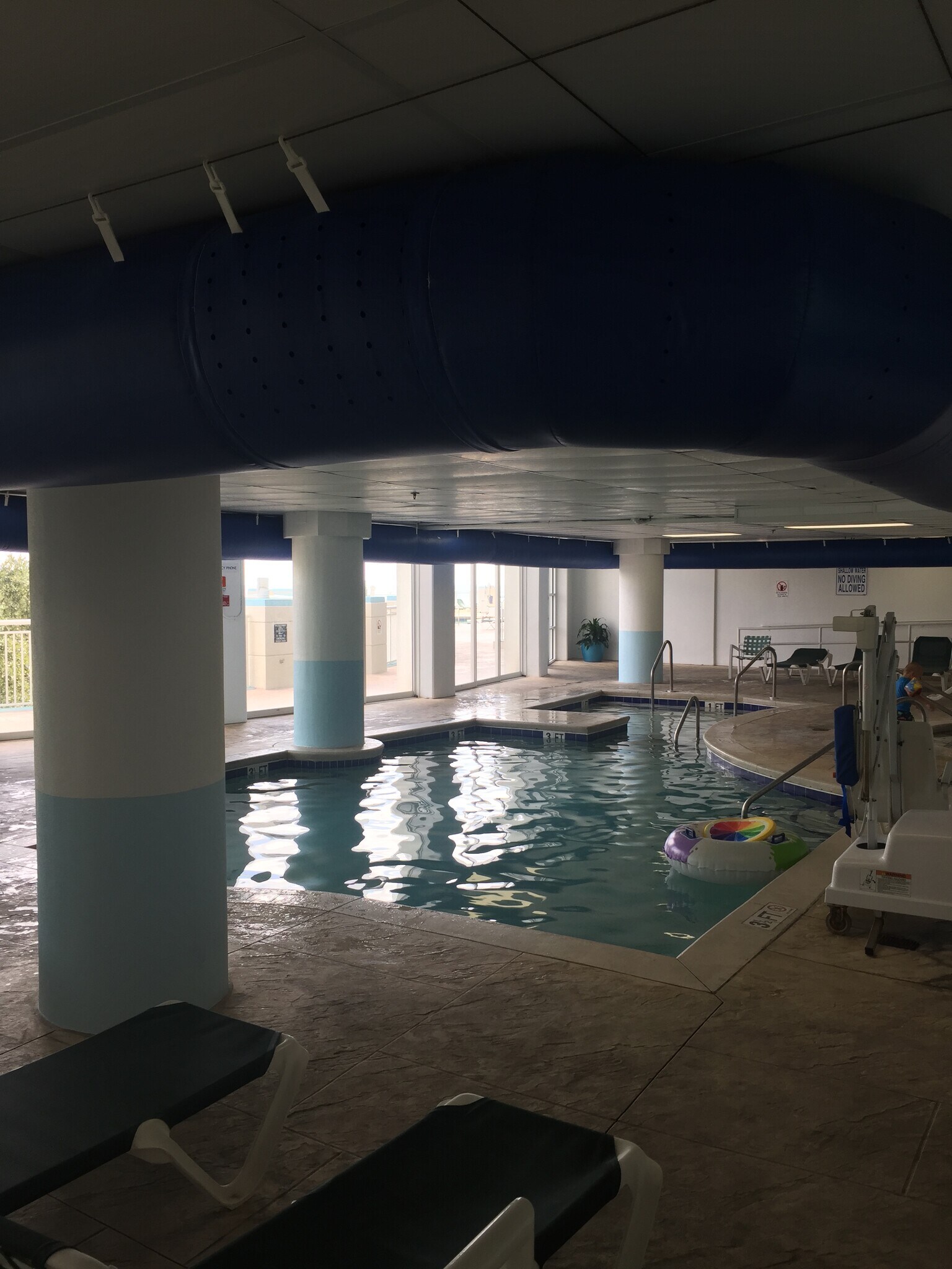 Building Photo - 215 77th Ave N