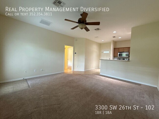 Building Photo - 3300 SW 26th St