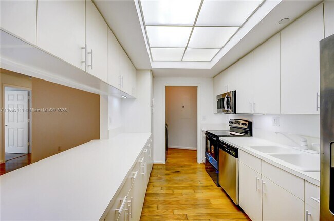 Building Photo - 9805 NW 52nd St