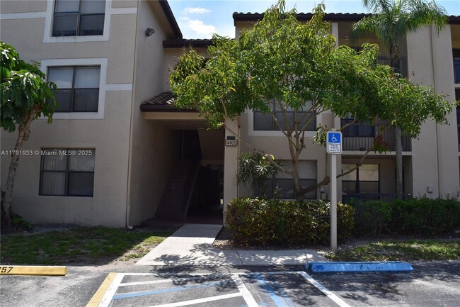 Building Photo - 4401 W McNab Rd