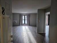 Building Photo - 1312 E Wilson Ave