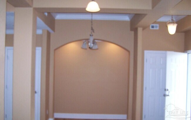 Building Photo - 7071 Lake Joanne Dr