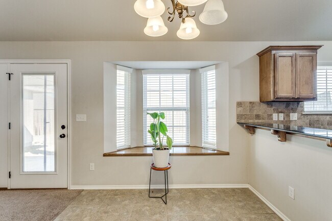 Building Photo - 1308 Heathrow Way