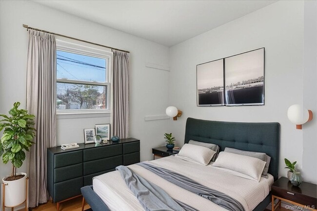 Building Photo - 19 Dakota St