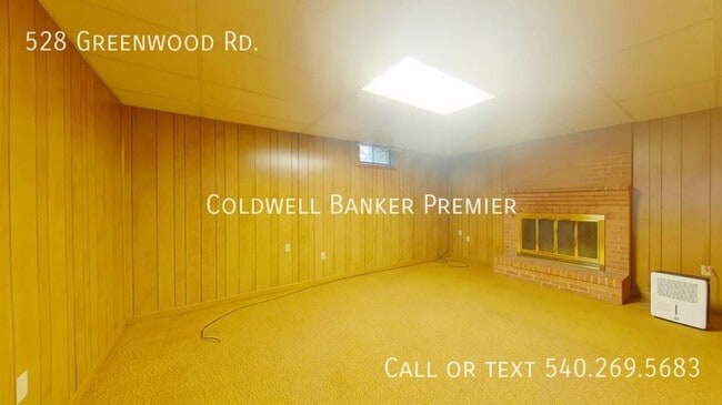 Building Photo - 528 Greenwood Rd