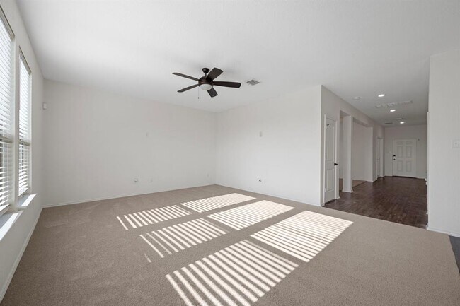 Building Photo - 6257 Mantalcino Dr