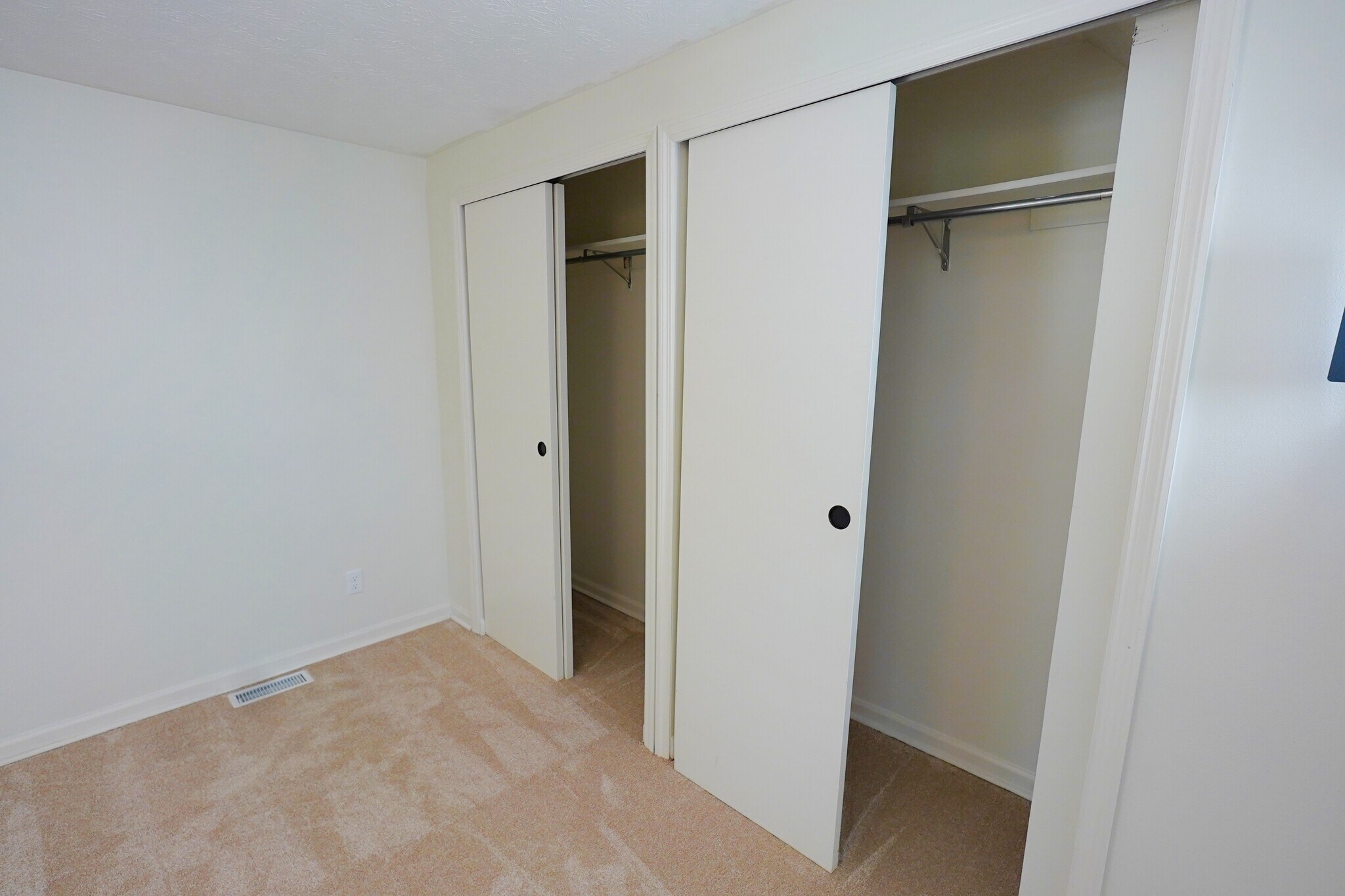 Building Photo - 8711 Blessing Dr