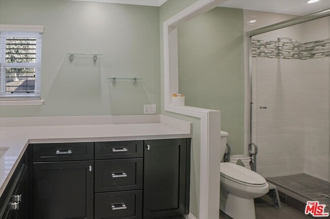 Building Photo - 438 Raindance St