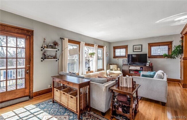 Building Photo - 230 Pennsylvania St