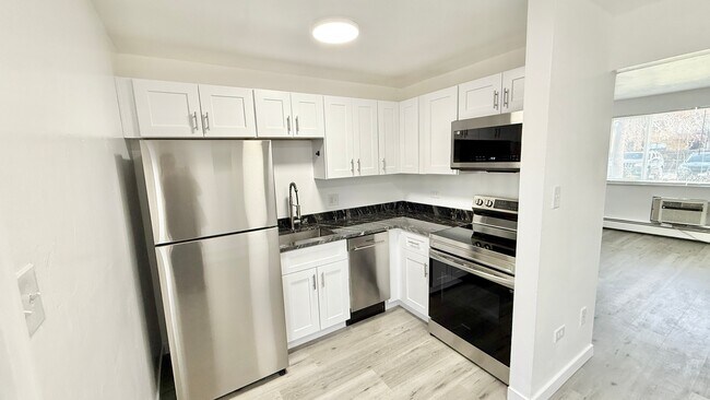 Image (10) - OAK NORTH APTS