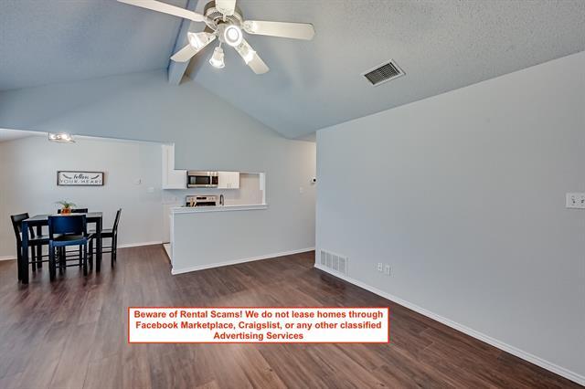 Building Photo - 832 Blue Ridge Dr
