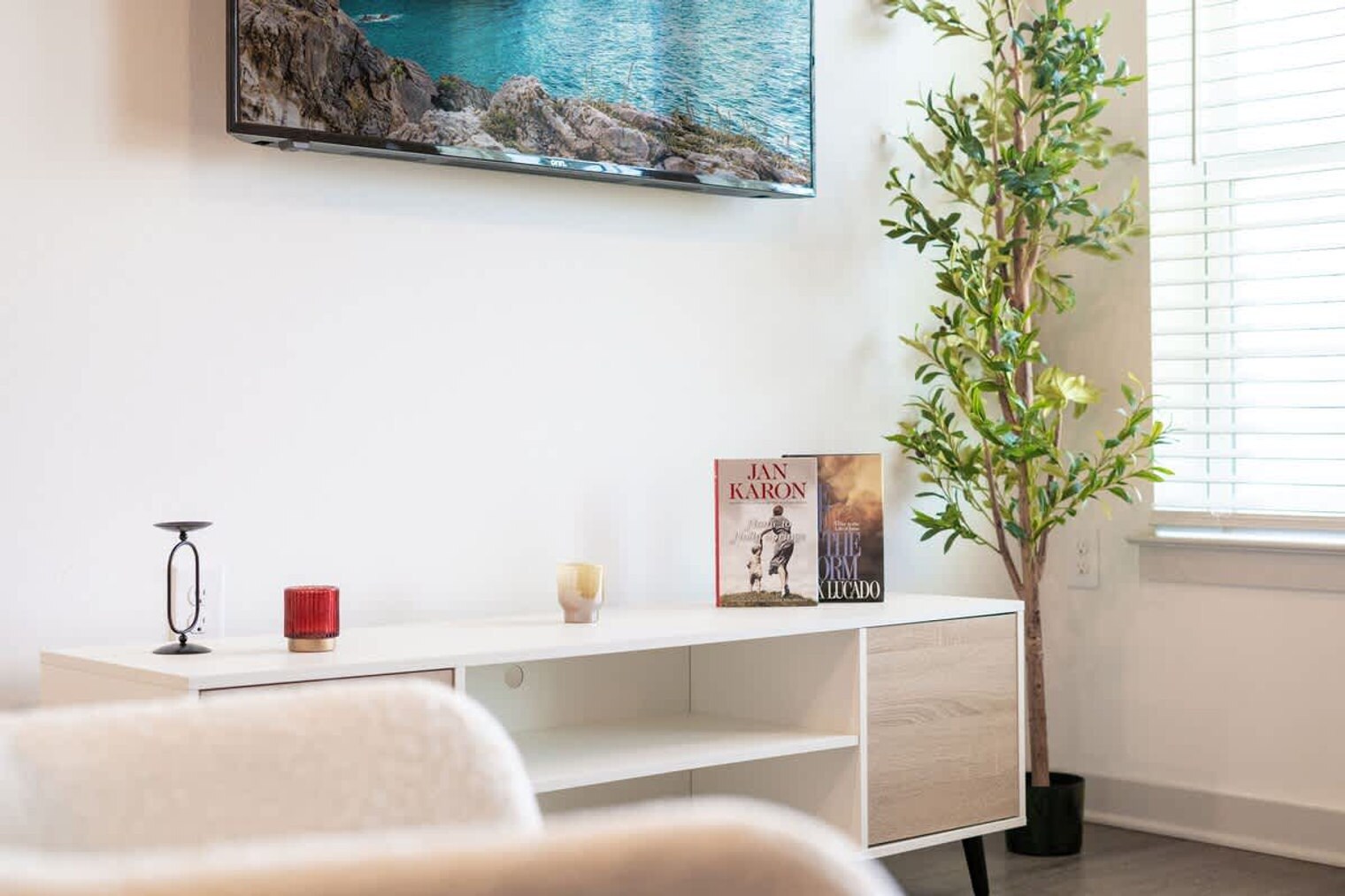 Building Photo - 14515 Star Water Rd