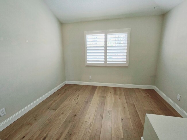 Building Photo - Explore the Allure of Coastal Living!
