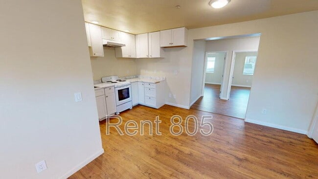 Building Photo - 622 S Seaward Ave