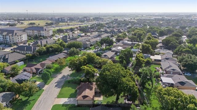 Building Photo - 404 E Alexander Ln