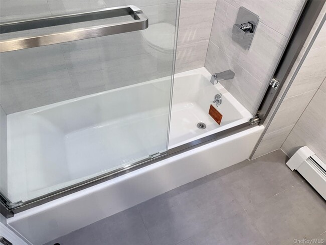 Building Photo - 40-18 50th Ave