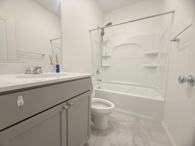 Building Photo - Wonderful upgraded two story single house