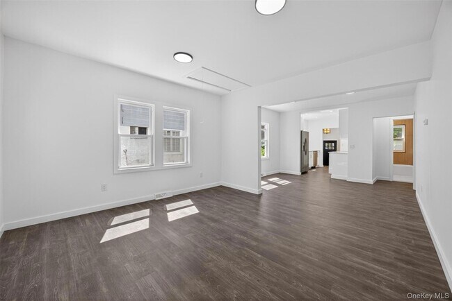 Building Photo - 60 Jeanibo Rd