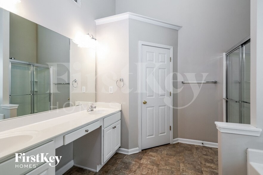 Building Photo - 1405 Dunton Green Way