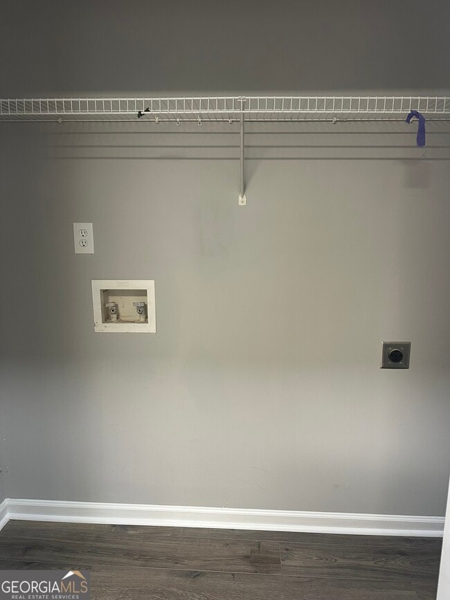 Building Photo - 7302 Wagon Wheel Ct