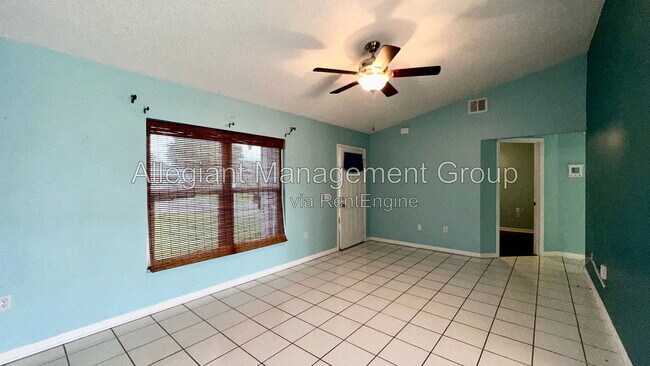 Building Photo - 620 Brockton Dr
