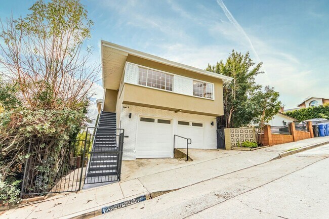Primary Photo - 6046 Delphi Street
