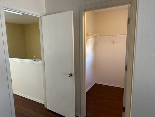 Building Photo - Powellhurst Gilbert Townhouse