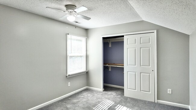 Building Photo - 1007 Brandon Quay