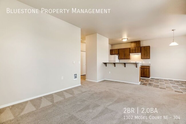 Building Photo - 1302 Mcgee Ct NE