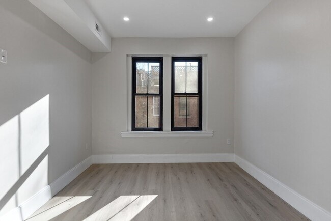 Building Photo - 279 Shawmut Ave