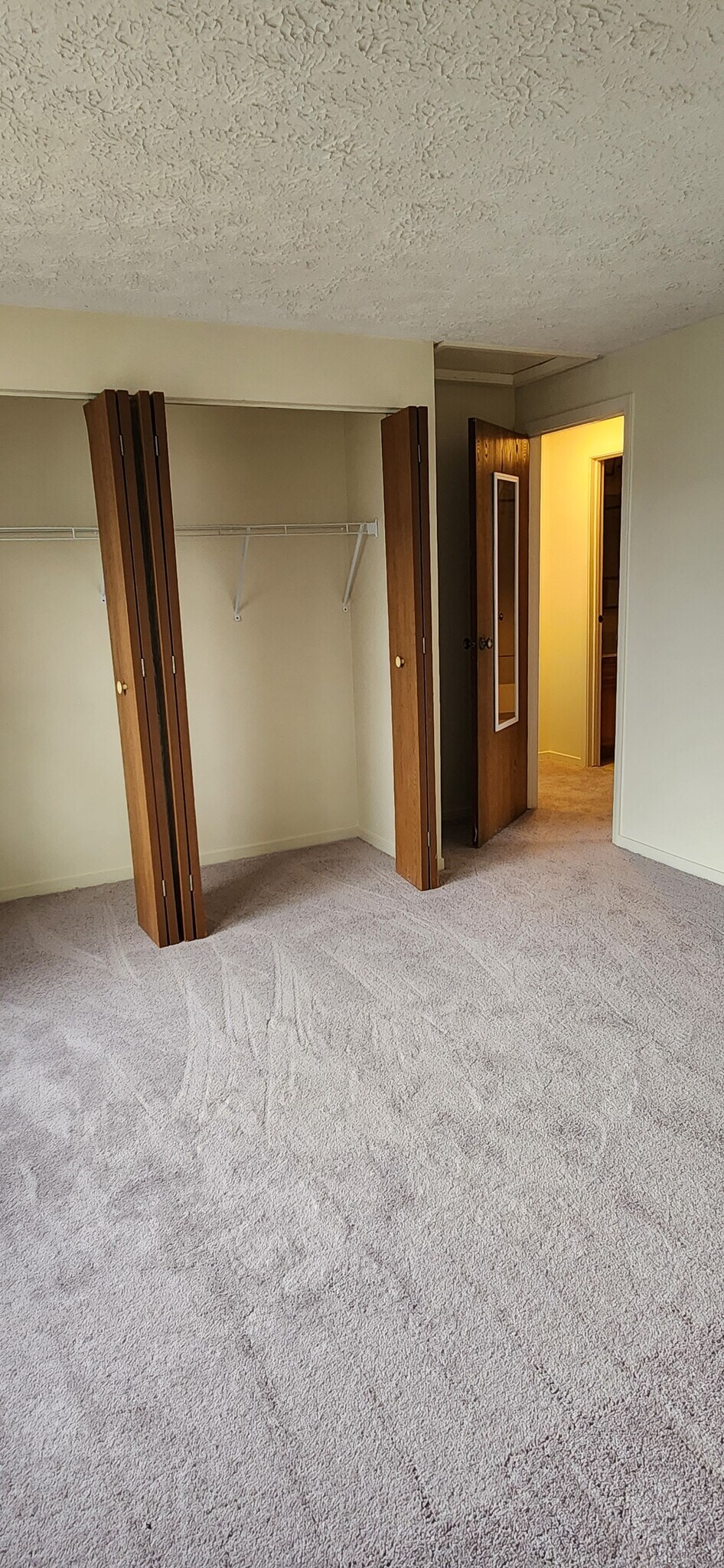 Building Photo - 226 Allison Ave