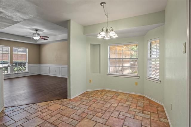 Building Photo - 3715 Dahlia Dr