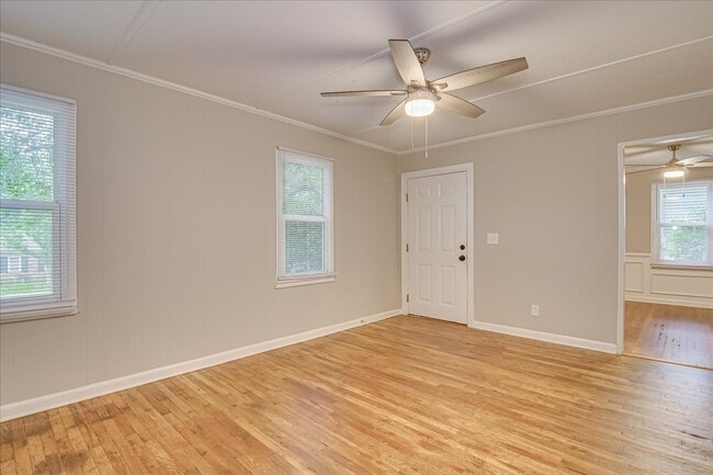 Building Photo - 531 Tubman St