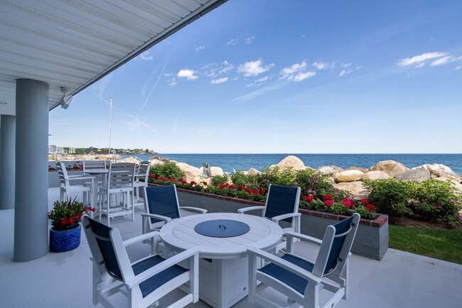 Building Photo - 1044 Ocean Blvd