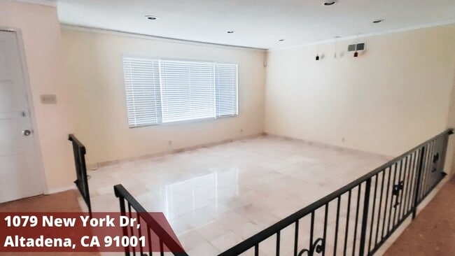 Building Photo - 1079 New York Dr