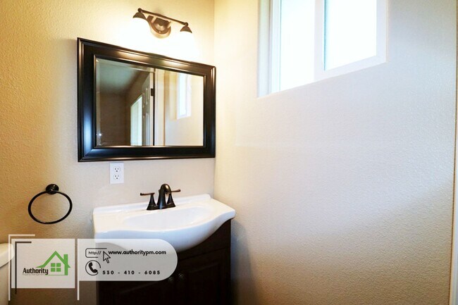 Building Photo - 3653 Polaris Way