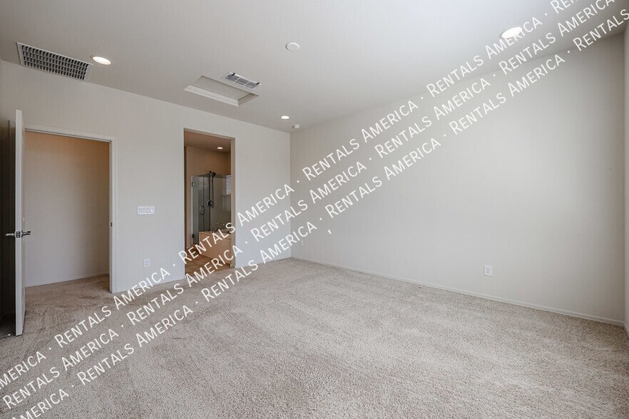 Building Photo - 25334 N 163rd Dr