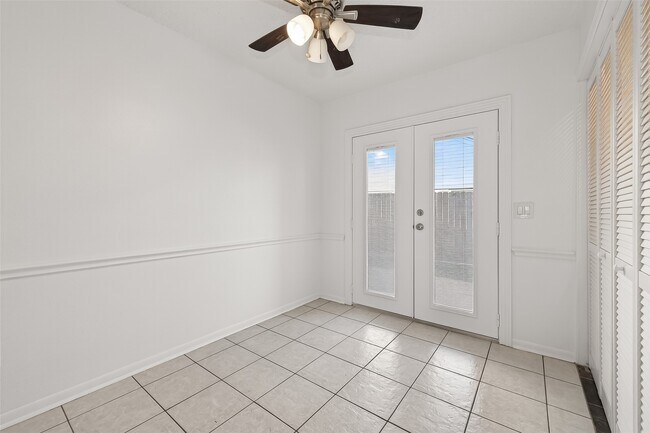 Building Photo - 1506 Apple Park Dr