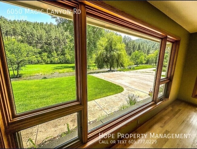 Building Photo - 6050 Magic Canyon Rd