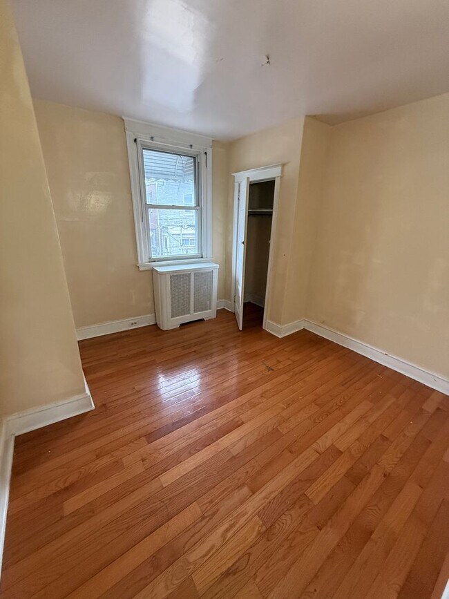Building Photo - Super Convenient 3 bedroom in Olney