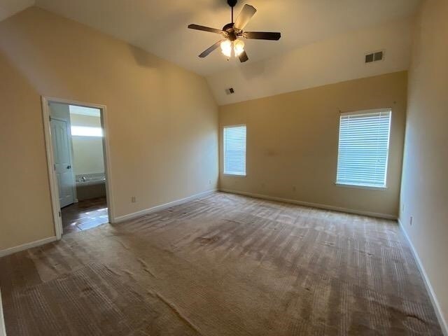 Building Photo - 6098 Ravenwood Lake Dr E