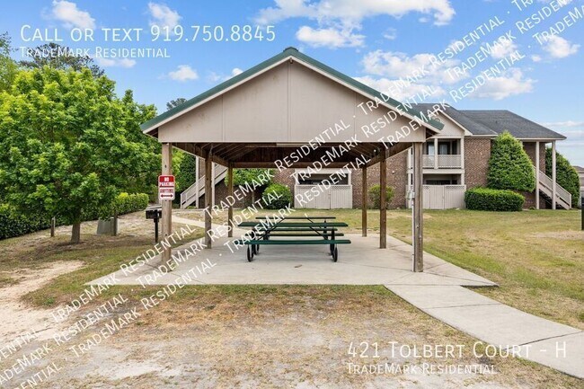Building Photo - 421 Tolbert Ct
