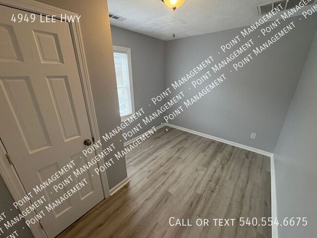 Building Photo - 4949 Lee Hwy