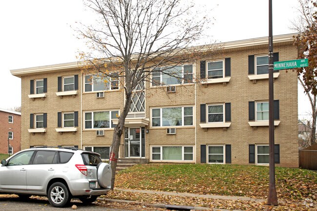 Building Photo - Minnehaha Apartments