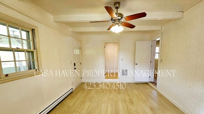 Building Photo - Coming Soon! 4 Bed | 1.5 Bath Home in Prim...