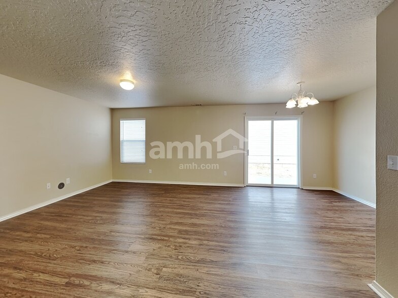 Building Photo - 9517 W Shelborne Dr